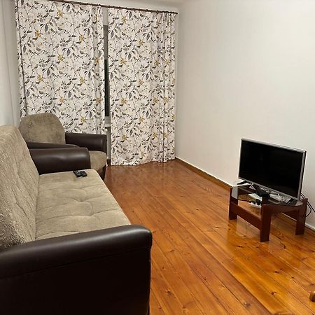 شقة Cosy flat in the city center بيشكيك المظهر الخارجي الصورة